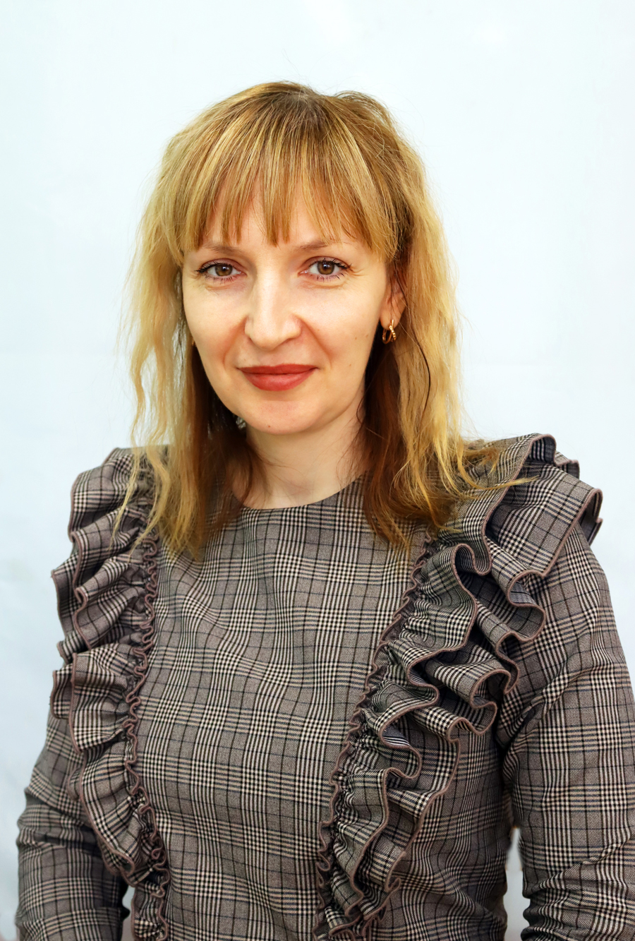 Оленникова Ирина Петровна.